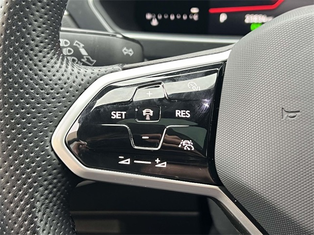 used 2022 Volkswagen Tiguan car, priced at $26,255