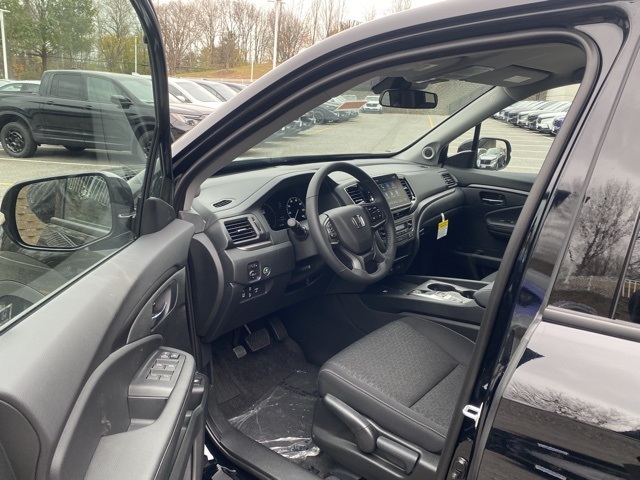 new 2025 Honda Ridgeline car, priced at $36,545