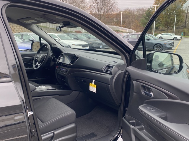 new 2025 Honda Ridgeline car, priced at $36,545