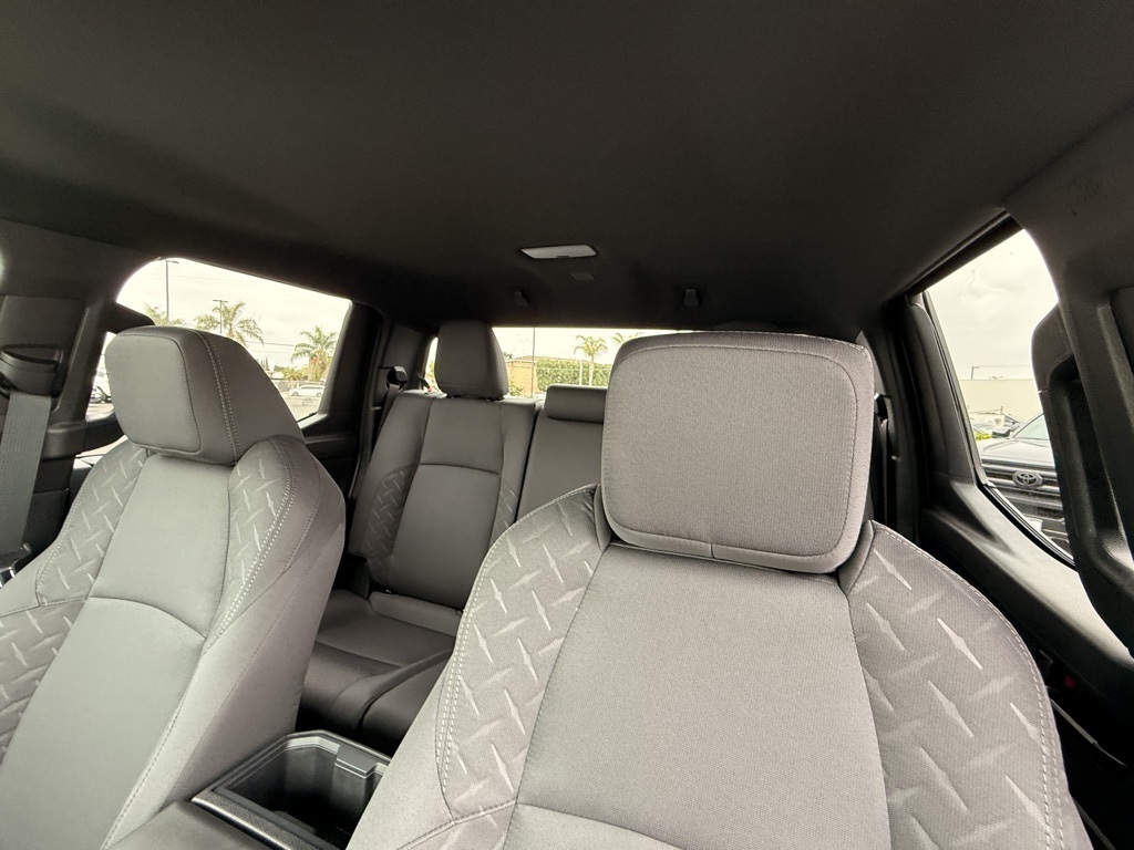 2025 Toyota Tacoma SR5 4x4 Double Cab photo 18