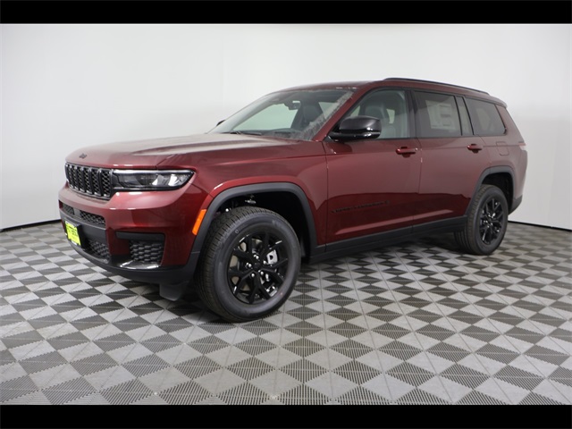 2025 Jeep Grand Cherokee L Altitude's photo