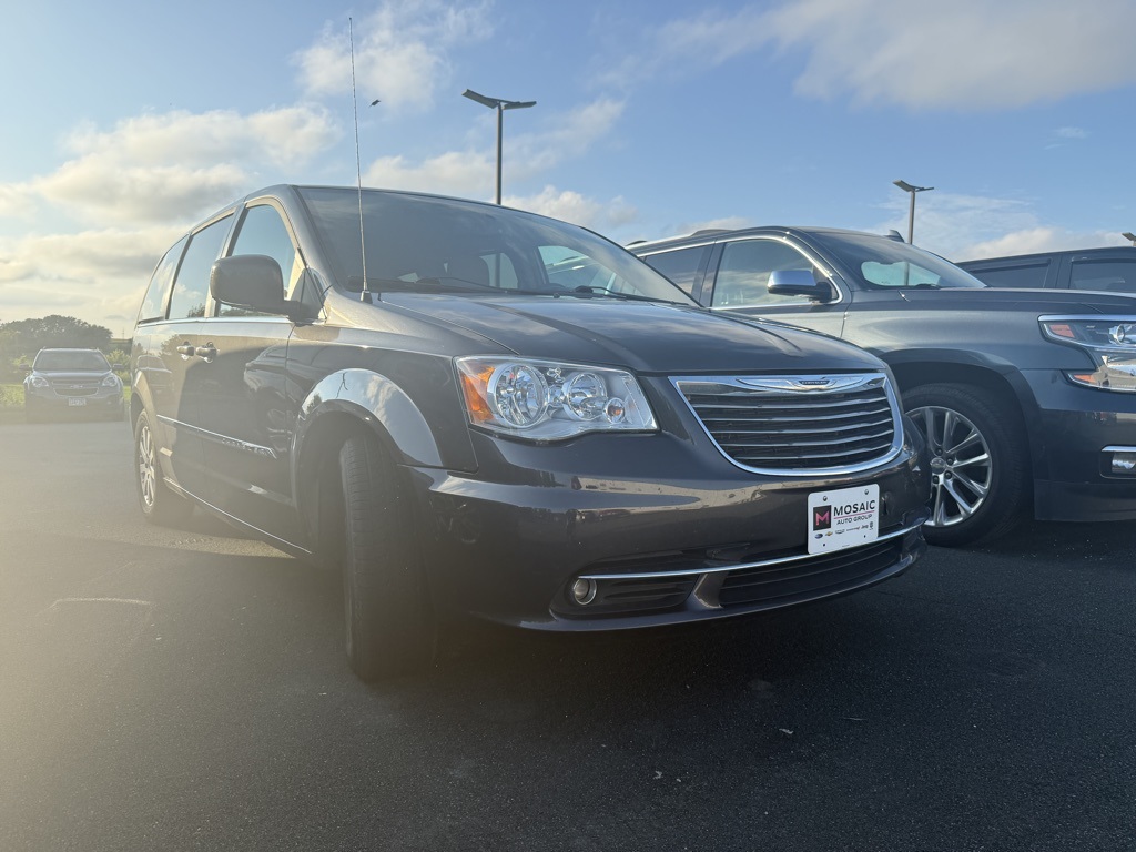Used 2016 Chrysler Town and Country Touring Vans