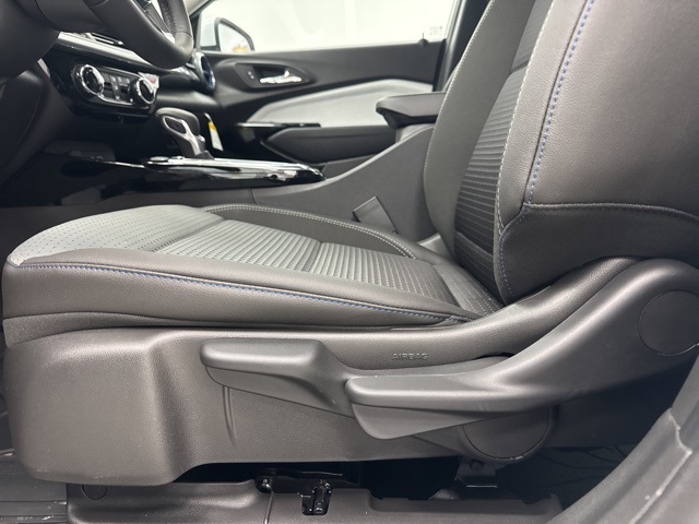 new 2026 Chevrolet Trax car, priced at $27,080