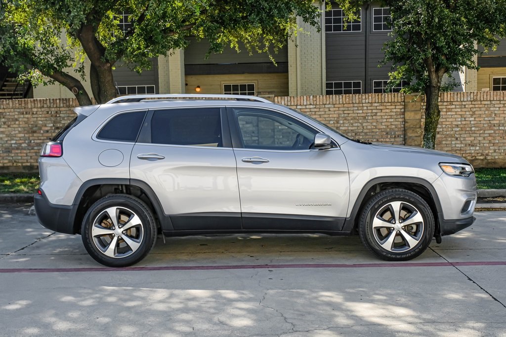 used 2020 Jeep Cherokee car, priced at $19,990