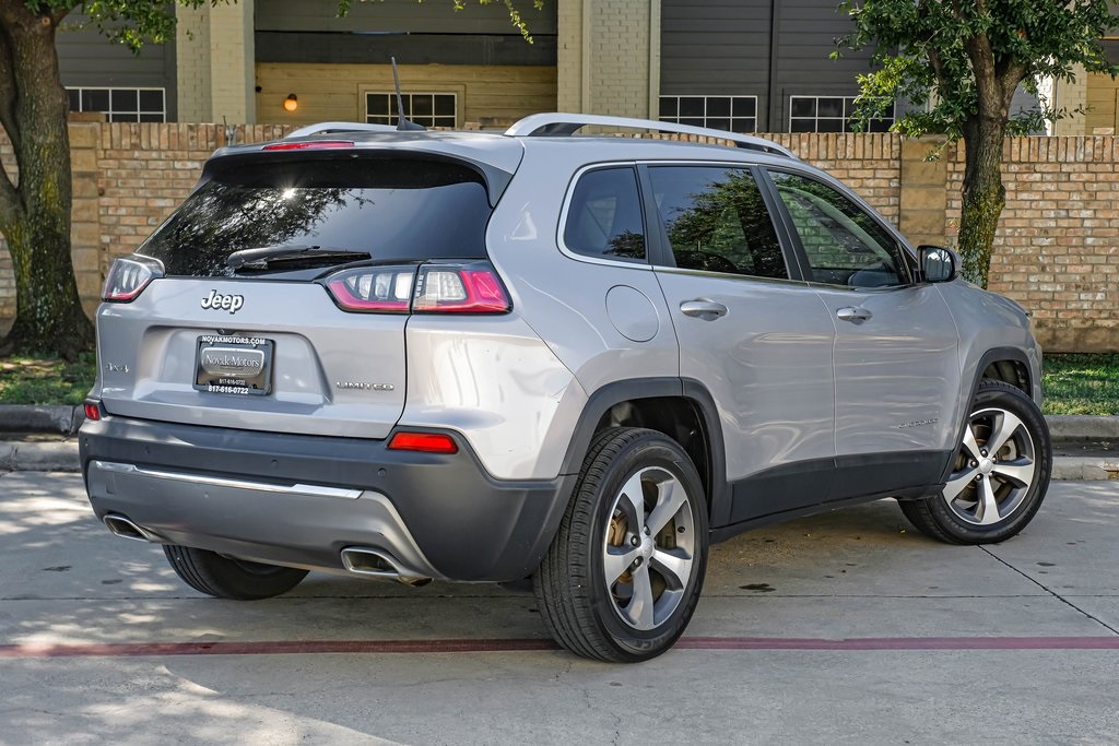 used 2020 Jeep Cherokee car, priced at $19,990