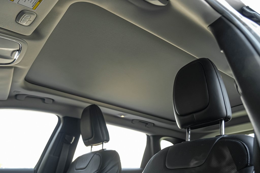 used 2020 Jeep Cherokee car, priced at $19,990