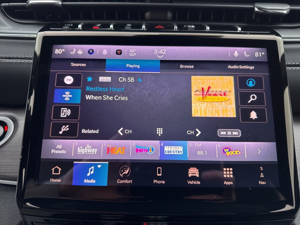 new 2025 Jeep Grand Cherokee car, priced at $50,635