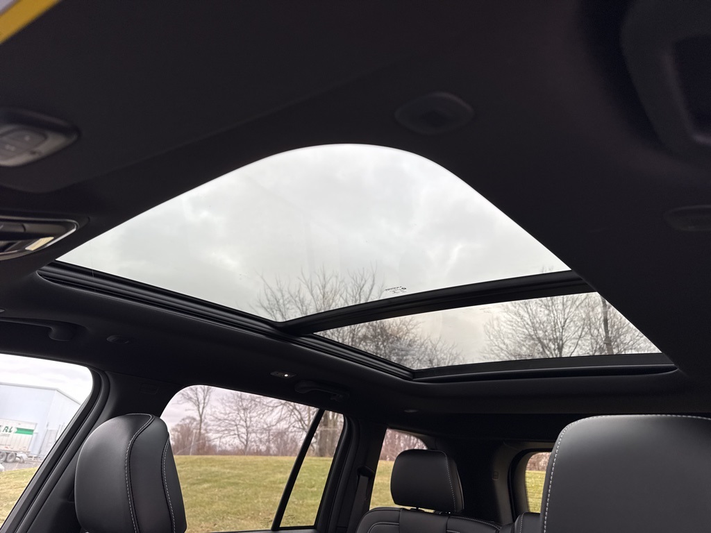 new 2025 Jeep Grand Cherokee car, priced at $50,635