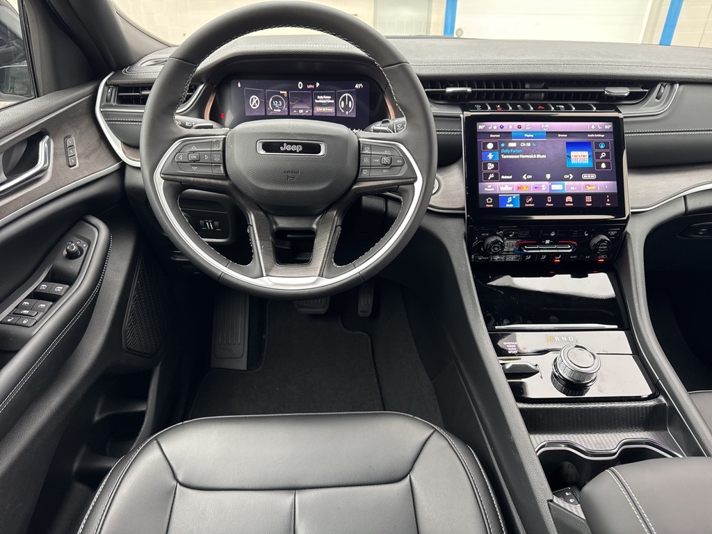 new 2025 Jeep Grand Cherokee car, priced at $50,635