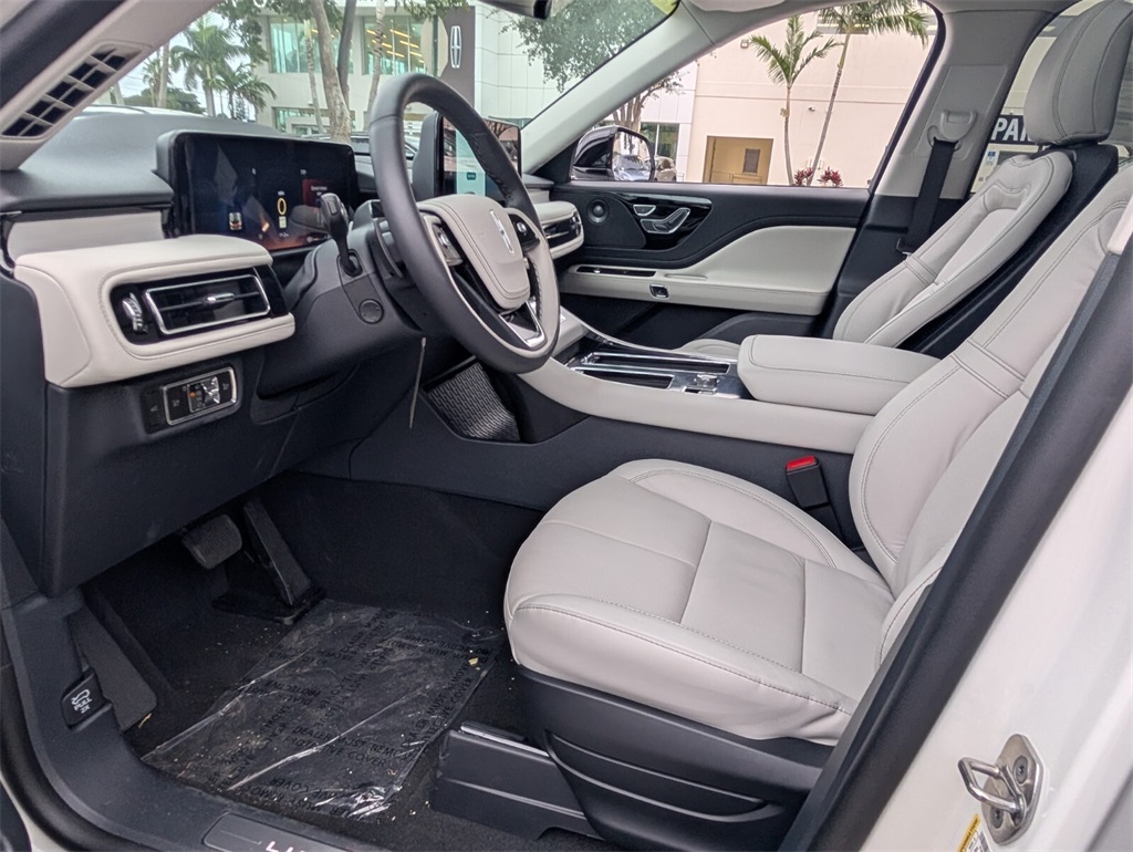 new 2026 Lincoln Aviator car, priced at $72,675