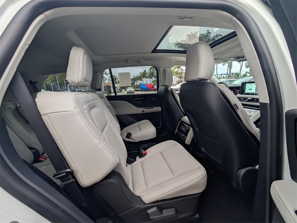 new 2026 Lincoln Aviator car, priced at $72,675