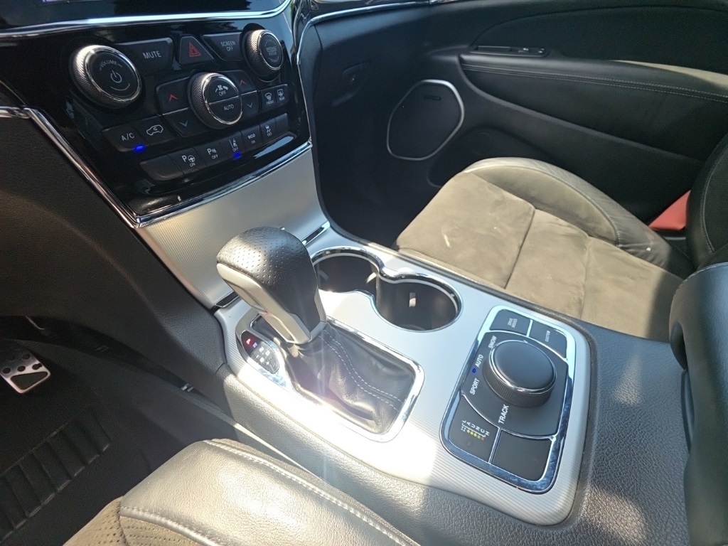 used 2019 Jeep Grand Cherokee car, priced at $47,895