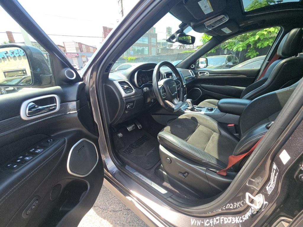 used 2019 Jeep Grand Cherokee car, priced at $47,895