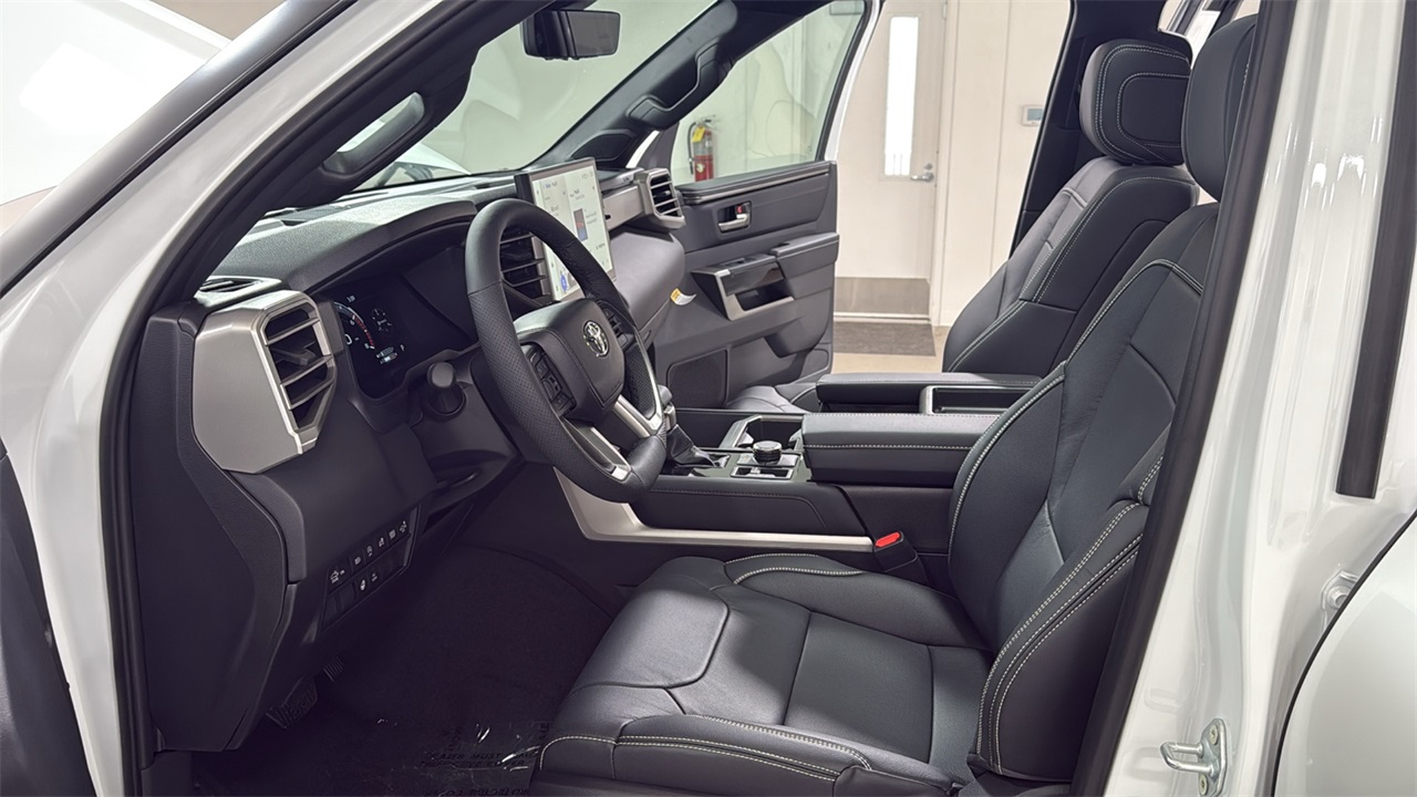 2026 Toyota Tundra Limited CrewMax photo 10