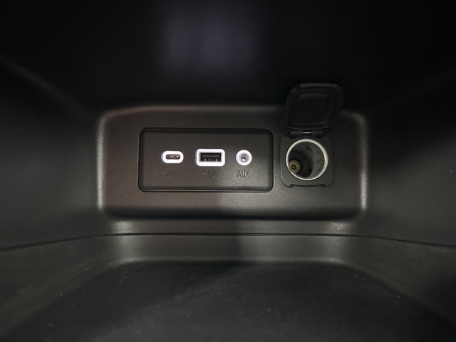 used 2024 Chevrolet Equinox car, priced at $22,988