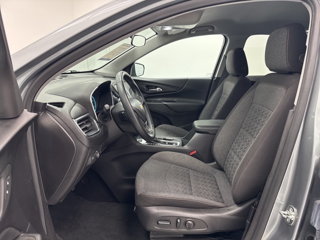 used 2024 Chevrolet Equinox car, priced at $22,988