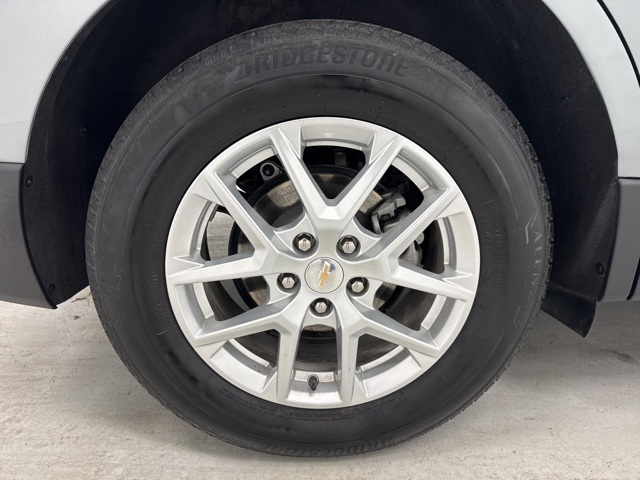used 2024 Chevrolet Equinox car, priced at $22,988