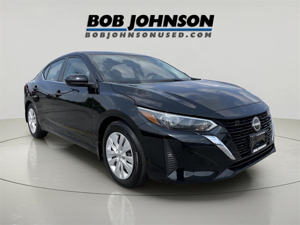 2025 Nissan Sentra S photo 16