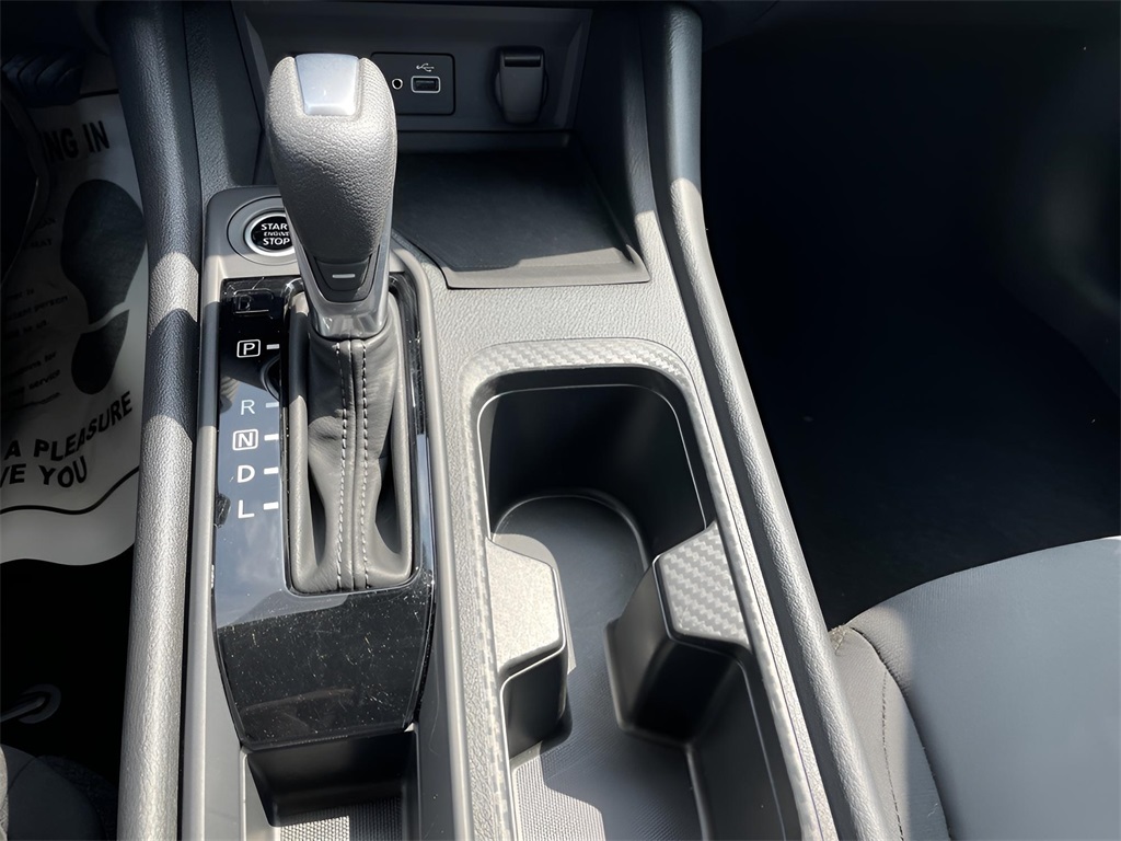 2025 Nissan Sentra S photo 10