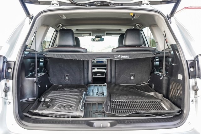 used 2019 Toyota Highlander car, priced at $25,792