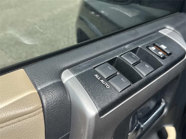 2022 Toyota 4Runner SR5 Premium photo 15