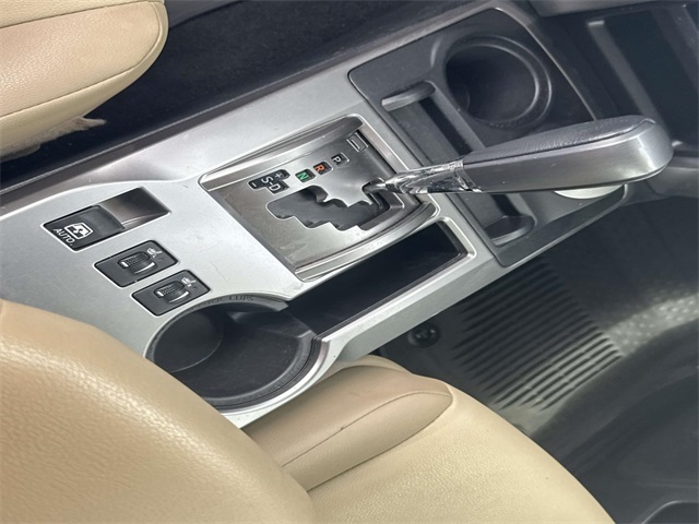2022 Toyota 4Runner SR5 Premium photo 23