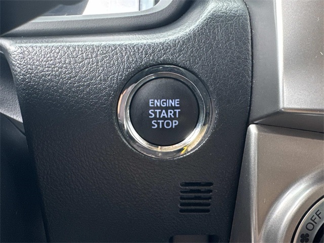 2022 Toyota 4Runner SR5 Premium photo 25