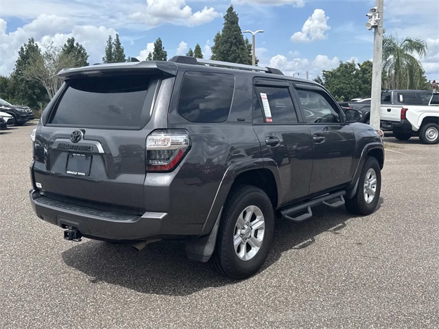 2022 Toyota 4Runner SR5 Premium photo 2