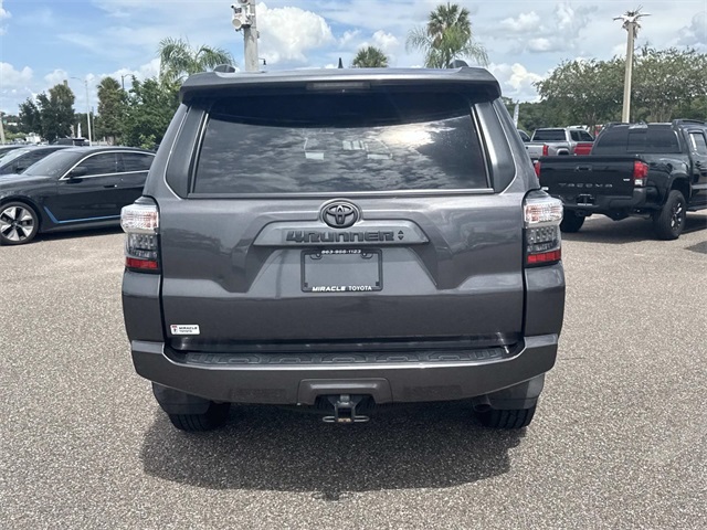 2022 Toyota 4Runner SR5 Premium photo 3
