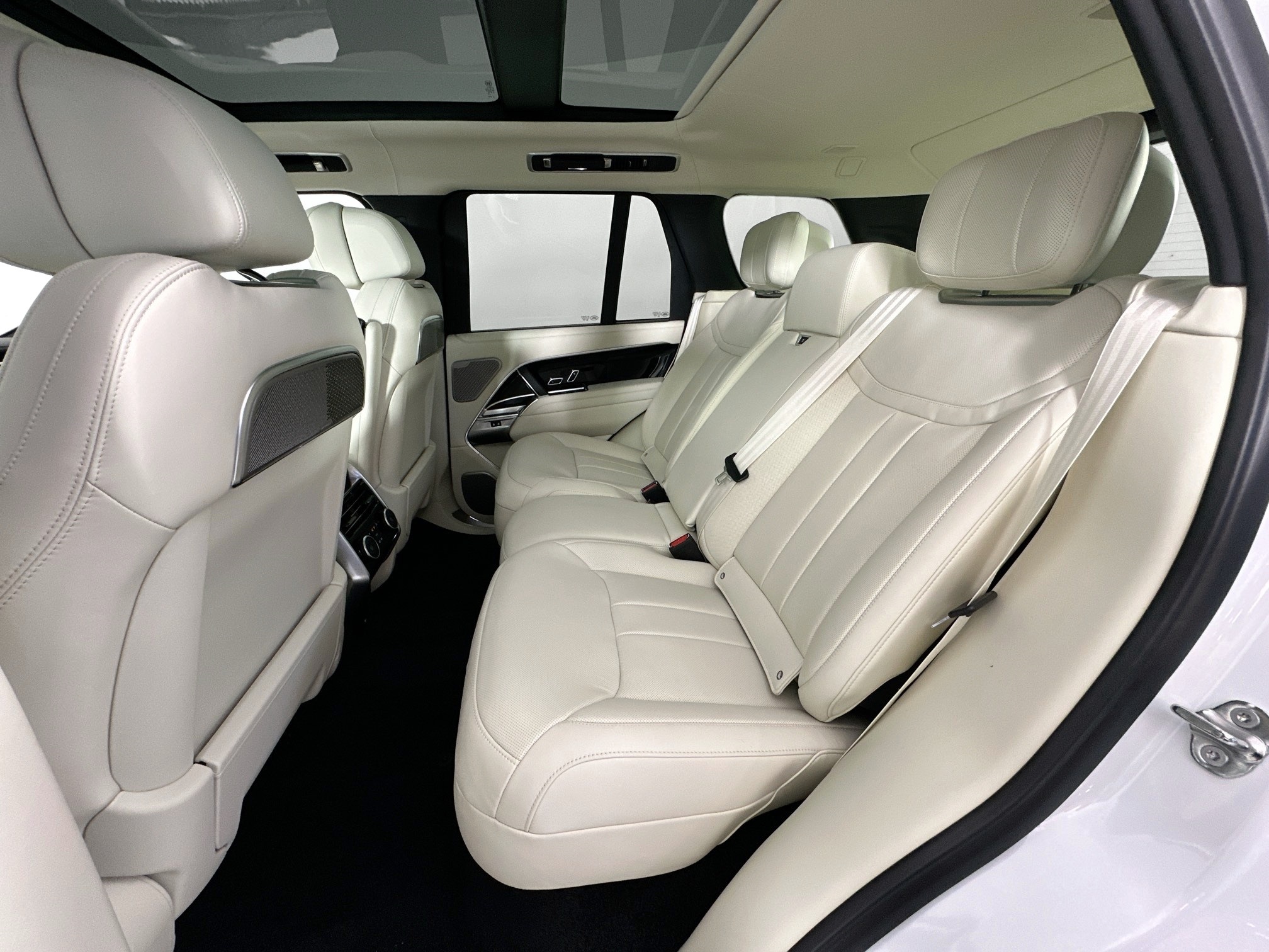 new 2026 Land Rover Range Rover car, priced at $181,720