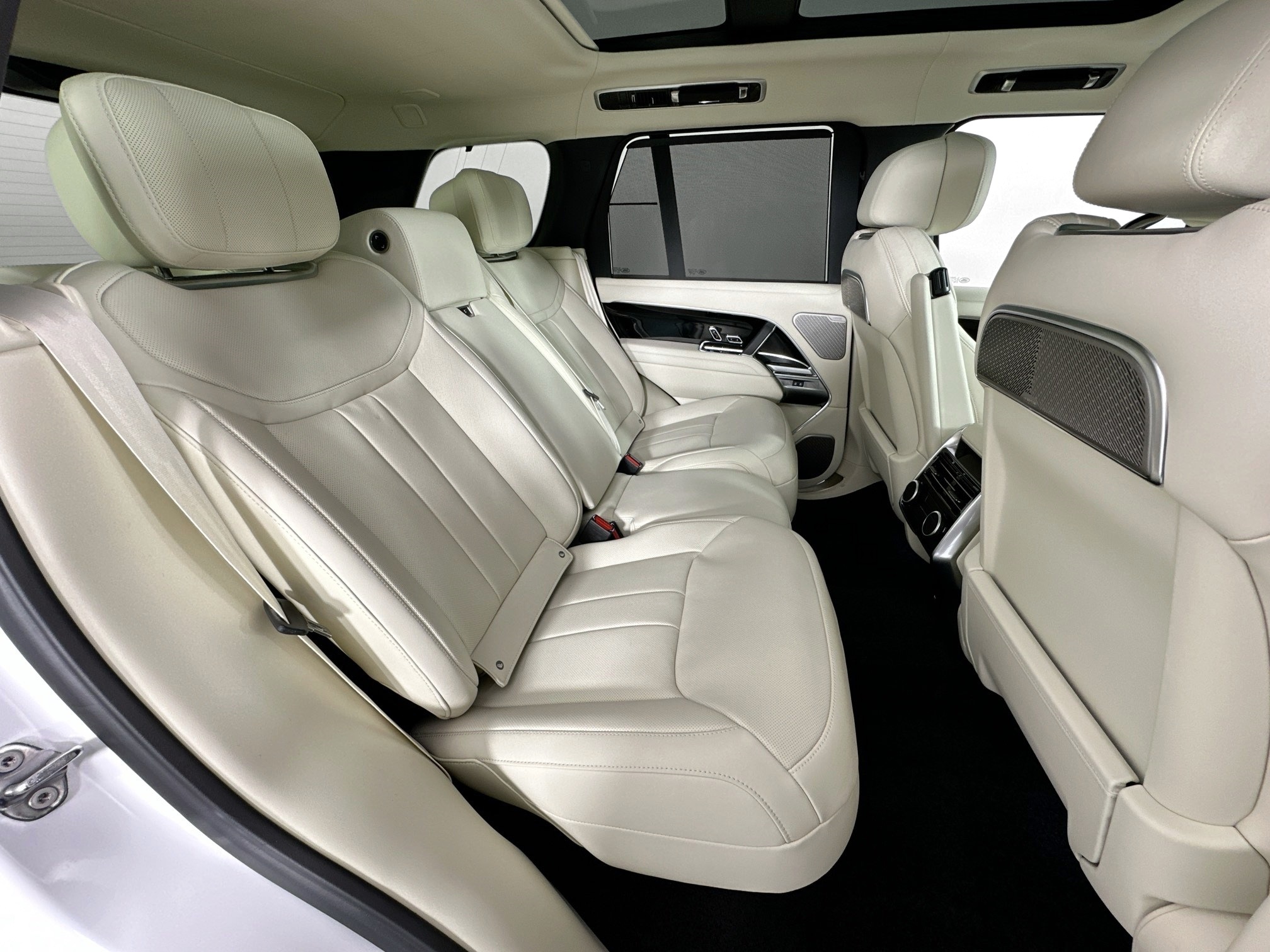 new 2026 Land Rover Range Rover car, priced at $181,720