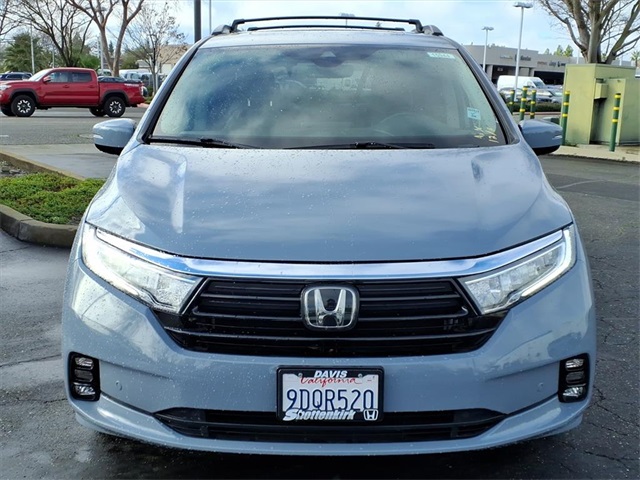 Used 2023 Honda Odyssey Van