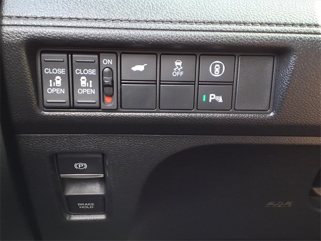 Used 2023 Honda Odyssey Van