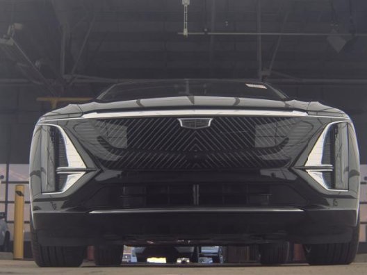 Used 2024 Cadillac LYRIQ SUV