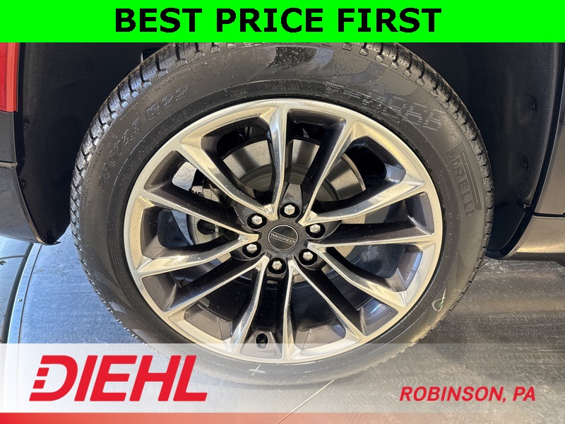 2025 Jeep Wagoneer Series II photo 3