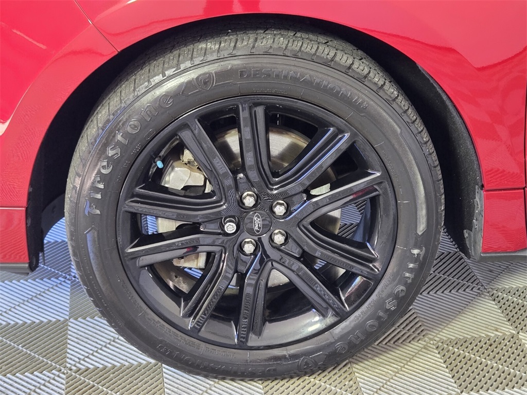 used 2021 Ford Edge car, priced at $13,988