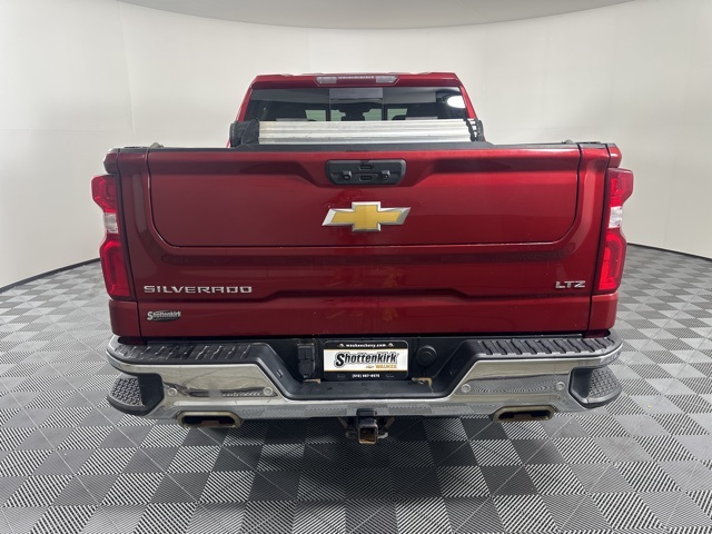 2022 Chevrolet Silverado 1500 LTZ photo 3