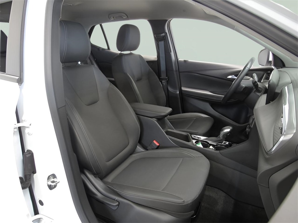 2024 Buick Encore GX Preferred photo 9