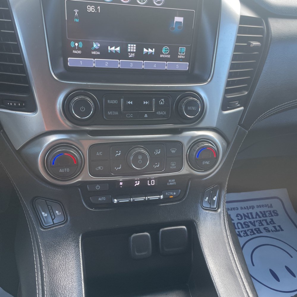 2017 Chevrolet Tahoe LT:3928Y