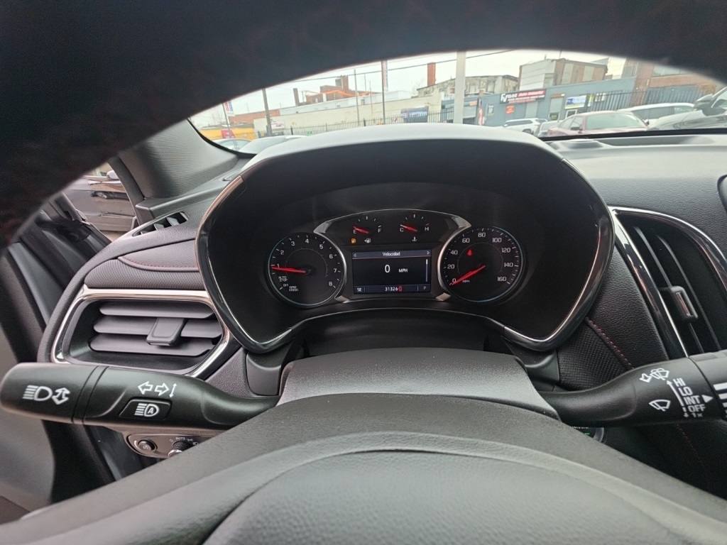 used 2024 Chevrolet Equinox car, priced at $19,595