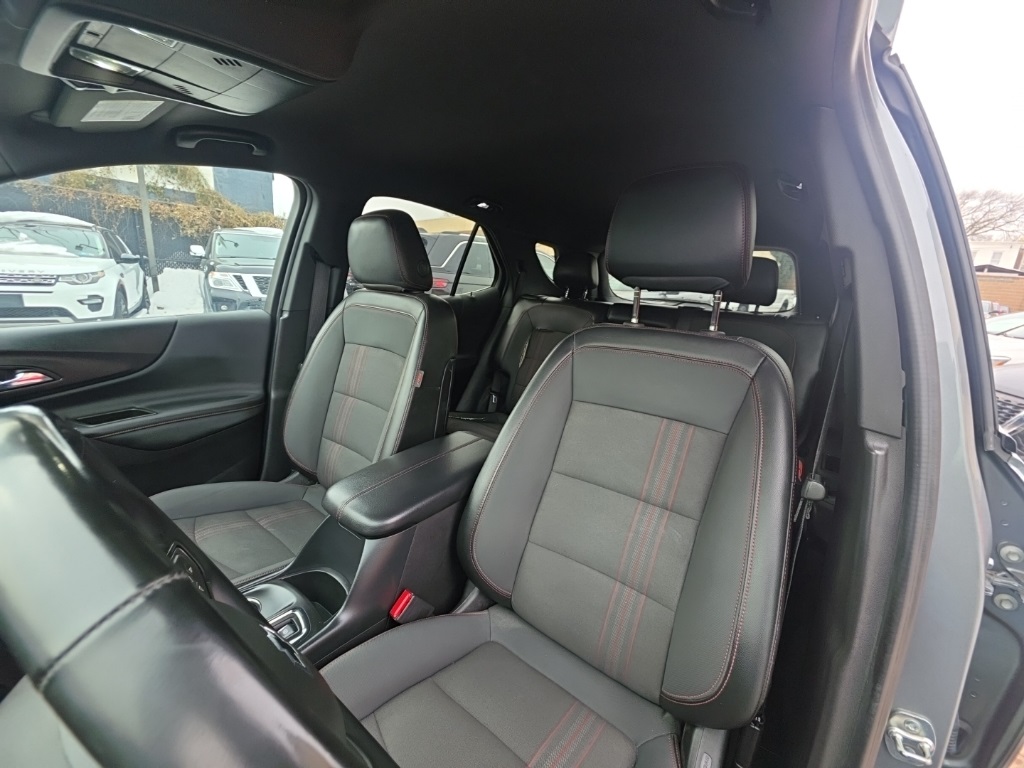 used 2024 Chevrolet Equinox car, priced at $19,595