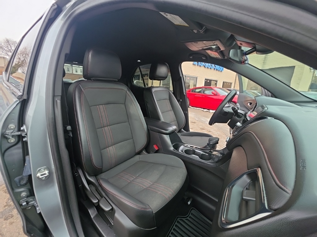 used 2024 Chevrolet Equinox car, priced at $19,595