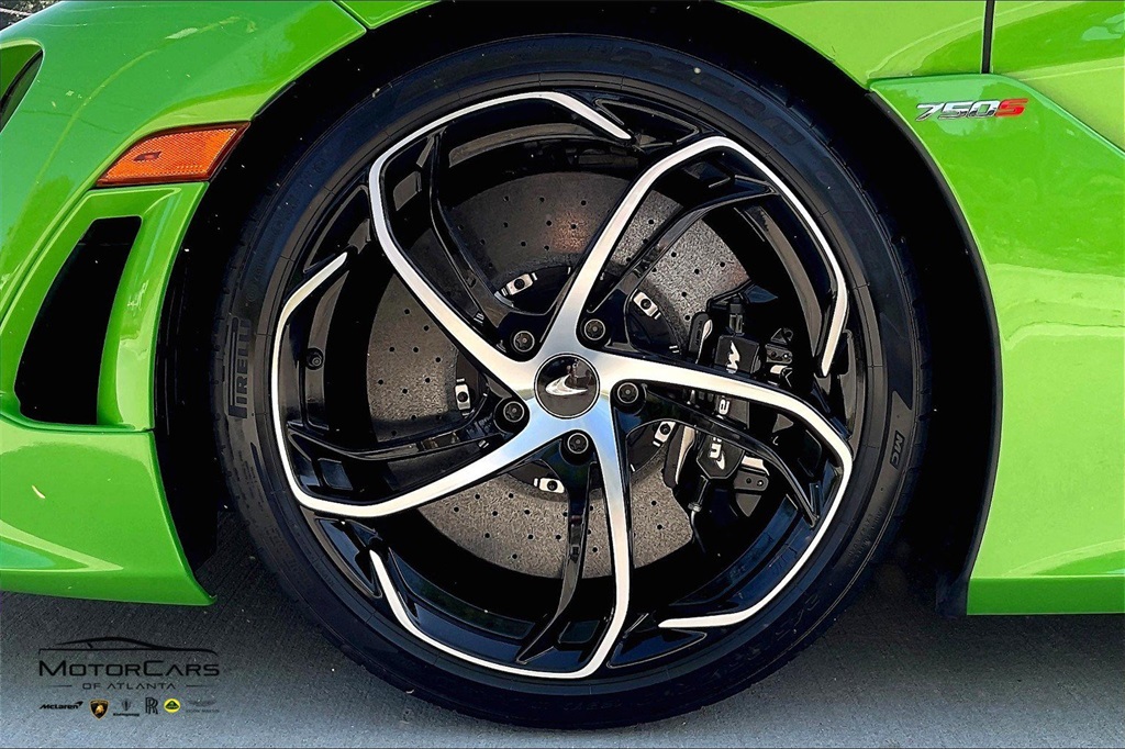 2024 McLaren 750S RWD Convertible