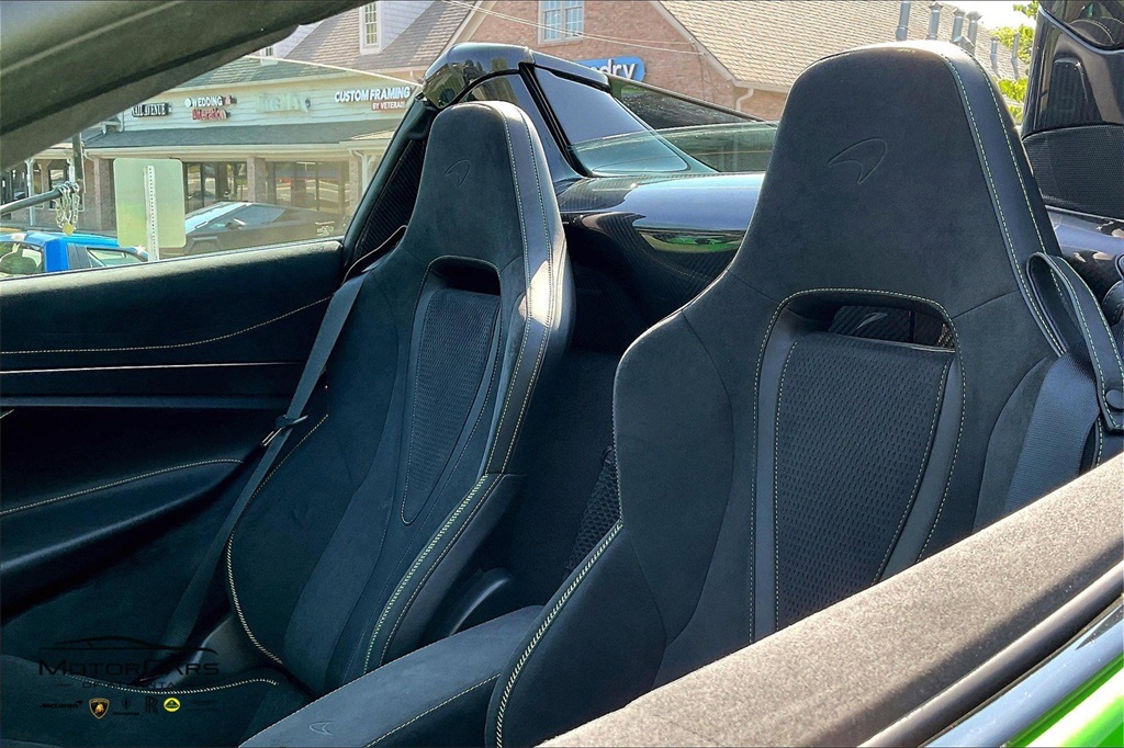 2024 McLaren 750S RWD Convertible