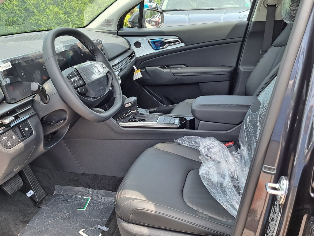 2026 Kia Sportage EX SUV FWD 12