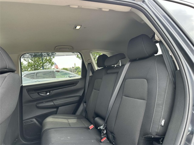 2025 Honda CR-V LX photo 4