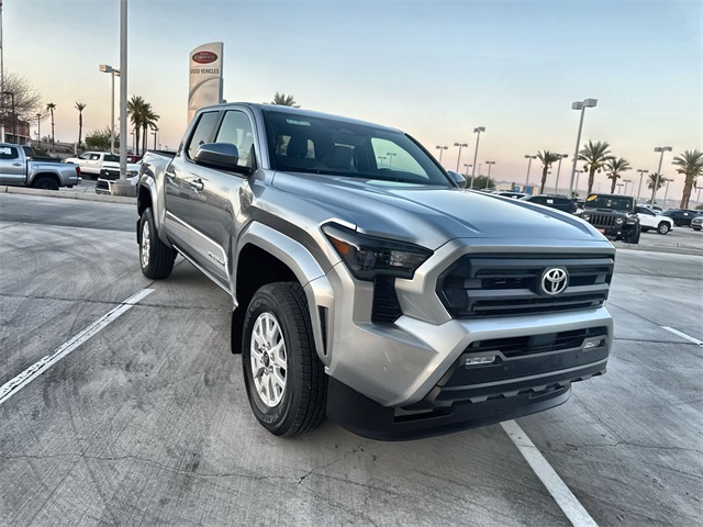 2025 Toyota Tacoma SR5 Double Cab photo 2