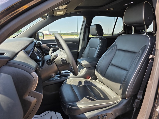 2022 Chevrolet Traverse Premier