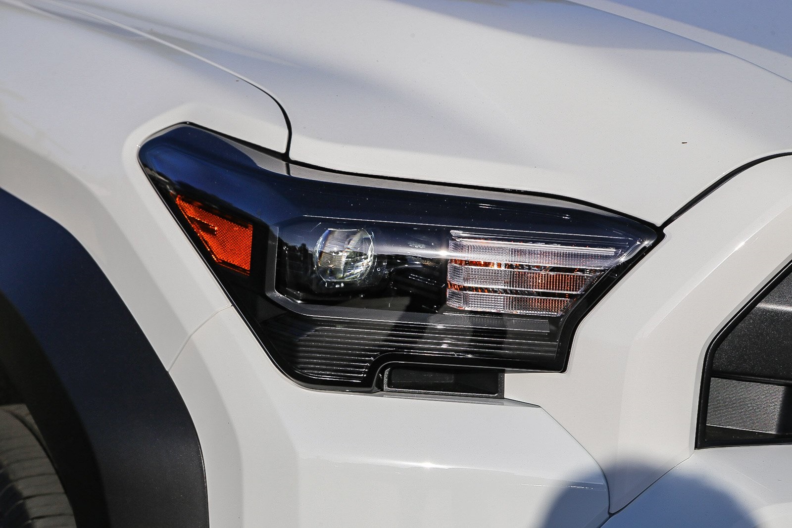 2025 Toyota 4Runner SR5 photo 4