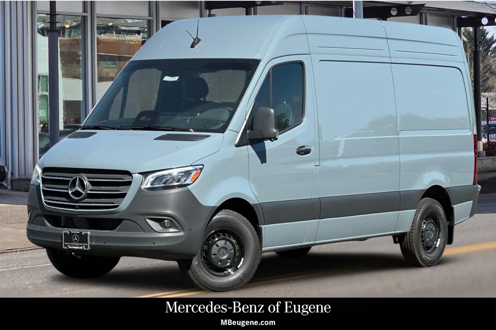 2025 Mercedes-Benz Sprinter Crew Van Base's photo